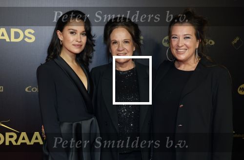 Amsterdam 4 november 2024
Premiere tegendraads in Tuschinski . Holly Brood met moeder Xandra Brood en Lola  Brood