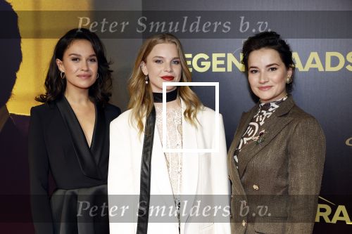 Amsterdam 4 november 2024
Premiere tegendraads in Tuschinski . Holly Brood Emma Josten en Barbara Sloesen