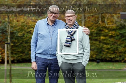 Radio Kootwijk 12 november 2024
Jan de Hoop en zijn Partner Coen Lievaart in de tuin van hun huis .