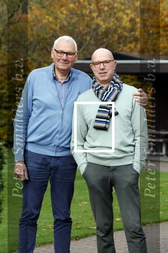 Radio Kootwijk 12 november 2024
Jan de Hoop en zijn Partner Coen Lievaart in de tuin van hun huis .