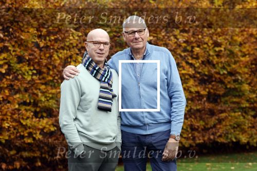 Radio Kootwijk 12 november 2024
Jan de Hoop en zijn Partner Coen Lievaart in de tuin van hun huis .