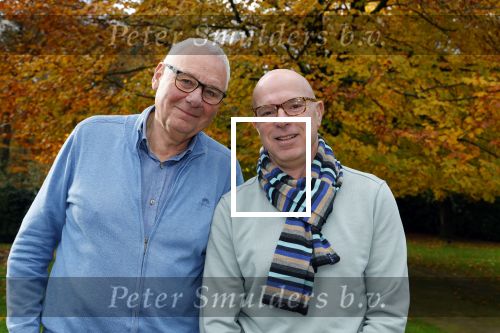 Radio Kootwijk 12 november 2024
Jan de Hoop en zijn Partner Coen Lievaart in de tuin van hun huis .