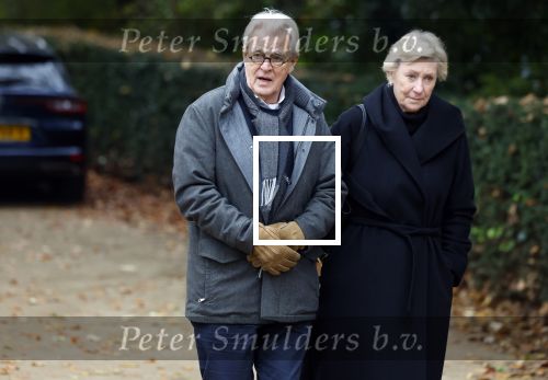 Amsterdam 8 november 2024
Herdenkingsdienst en begrafenis van Hans Kemna in stadsschouwburg en op Zorgvlied. Jeroen Krabbe kwam met zijn vrouw Herma