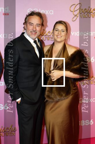 Amsterdam 22 oktober 2024
Premiere Gooische vrouwen in het DeLaMar theater. Jeroen Nieuwenhuize met partner