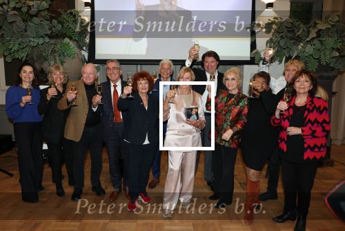 Doorn 16 november 2024
Presentatie cd Box van Anneke Gronloh. Jet de Nijs Ronnie Tober Ciska Peters Bart Peeters Connie Vink Justine Pelmelay Jacques Herb Therese Steinmetz  Ria Valk ea