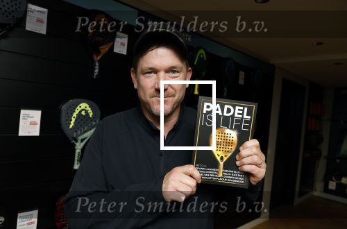 Laren 13 november 2024
Boekpresentatie over Padel met oa Matthias Scholten Johnny de Mol Fatima Moreiro de Melo en Martijn Lusink /