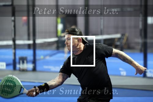 Laren 13 november 2024
Boekpresentatie over Padel met oa Matthias Scholten Johnny de Mol Fatima Moreiro de Melo en Martijn Lusink /