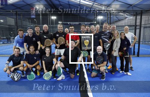 Laren 13 november 2024
Boekpresentatie over Padel met oa Matthias Scholten Johnny de Mol Fatima Moreiro de Melo en Martijn Lusink /