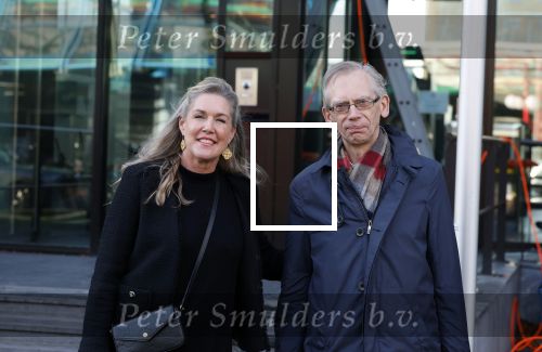 Lelystad 28 november 2024
Rechtszaak in de rechtbank van Lelystad tussen Cato Margo Peekel en Jojanneke Peekel. Beide dames kwamen met hun man . Hun vader is/was Han Peekel. Jojanneke met haar advocaat