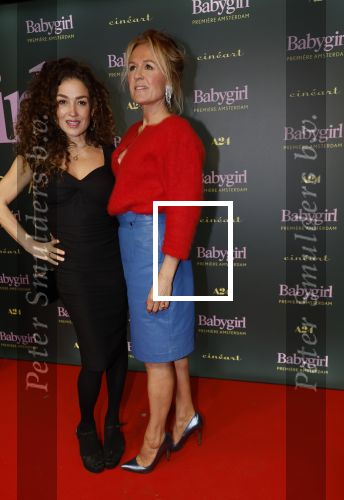 Amsterdam 25 november 2024
Premiere Babygirl in Tuschinski . Halina Reijn is de producente. Katja Schuurman kwam met een vriendin