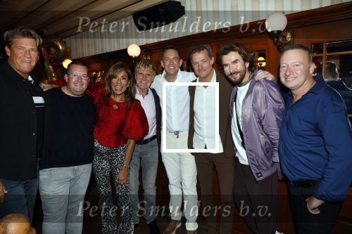 Den Bosch 25 oktober 2024
Cd presentatie Patty Brard en Kees de Bever om bistro Tante Pietje. Kees de Bever John de Bever  Patty Brard Mari v d Ven Manfred Jongenelis en Jacques Herb
