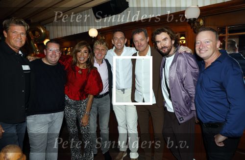Den Bosch 25 oktober 2024
Cd presentatie Patty Brard en Kees de Bever om bistro Tante Pietje. Kees de Bever John de Bever  Patty Brard Mari v d Ven Manfred Jongenelis en Jacques Herb