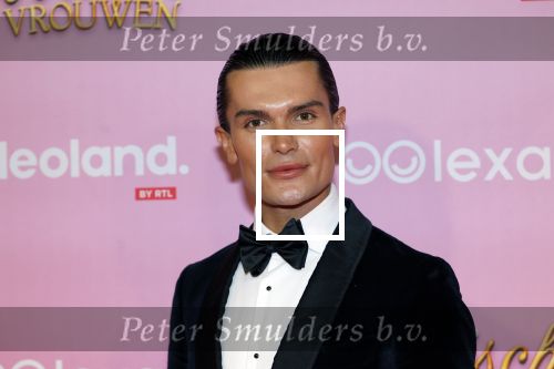 Amsterdam 22 oktober 2024
Premiere Gooische vrouwen in het DeLaMar theater. Sarah v Soelen kwam met Koen Kardashian