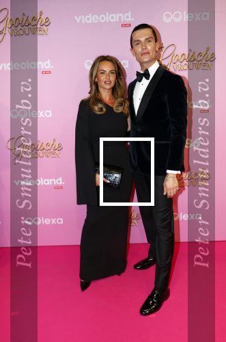 Amsterdam 22 oktober 2024
Premiere Gooische vrouwen in het DeLaMar theater. Sarah v Soelen kwam met Koen Kardashian