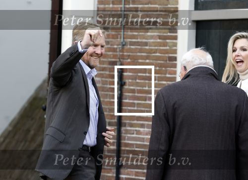 Amsterdam 29 november 2024
Fotouurtje Koninklijk huis met Koning Willem Alexander Koningin Maxima Prinses Amalia Prinses Alexia Prinses Ariane en hun hondje Mambo . De shoot vond plaats op het Begijnhof in het centrum van Amsterdam.