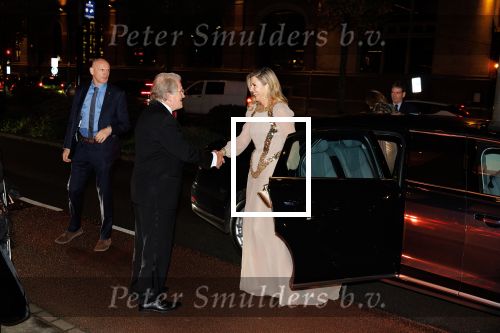 Amsterdam 14 november 2024
Koningin Maxima opent beeldentuin in Stedelijk museum . Er is veel politie en beveiliging aanwezig.