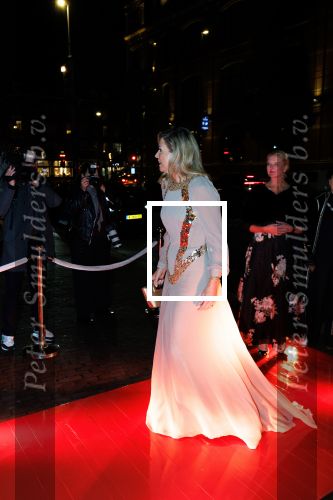 Amsterdam 14 november 2024
Koningin Maxima opent beeldentuin in Stedelijk museum . Er is veel politie en beveiliging aanwezig.