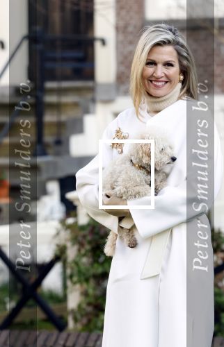 Amsterdam 29 november 2024
Fotouurtje Koninklijk huis met Koning Willem Alexander Koningin Maxima Prinses Amalia Prinses Alexia Prinses Ariane en hun hondje Mambo . De shoot vond plaats op het Begijnhof in het centrum van Amsterdam.