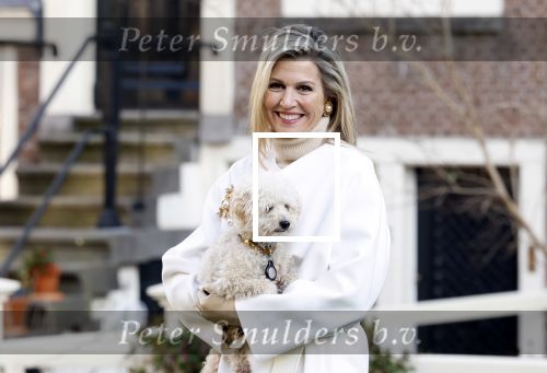 Amsterdam 29 november 2024
Fotouurtje Koninklijk huis met Koning Willem Alexander Koningin Maxima Prinses Amalia Prinses Alexia Prinses Ariane en hun hondje Mambo . De shoot vond plaats op het Begijnhof in het centrum van Amsterdam.