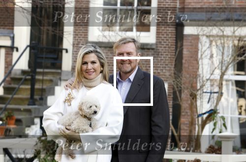 Amsterdam 29 november 2024
Fotouurtje Koninklijk huis met Koning Willem Alexander Koningin Maxima Prinses Amalia Prinses Alexia Prinses Ariane en hun hondje Mambo . De shoot vond plaats op het Begijnhof in het centrum van Amsterdam.
