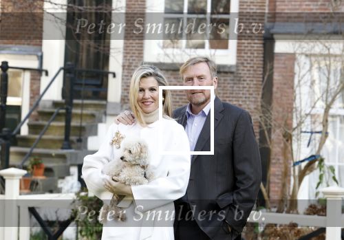 Amsterdam 29 november 2024
Fotouurtje Koninklijk huis met Koning Willem Alexander Koningin Maxima Prinses Amalia Prinses Alexia Prinses Ariane en hun hondje Mambo . De shoot vond plaats op het Begijnhof in het centrum van Amsterdam.