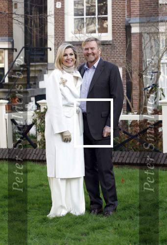 Amsterdam 29 november 2024
Fotouurtje Koninklijk huis met Koning Willem Alexander Koningin Maxima Prinses Amalia Prinses Alexia Prinses Ariane en hun hondje Mambo . De shoot vond plaats op het Begijnhof in het centrum van Amsterdam.