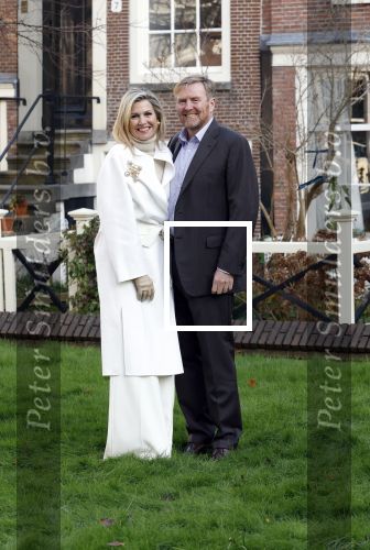 Amsterdam 29 november 2024
Fotouurtje Koninklijk huis met Koning Willem Alexander Koningin Maxima Prinses Amalia Prinses Alexia Prinses Ariane en hun hondje Mambo . De shoot vond plaats op het Begijnhof in het centrum van Amsterdam.