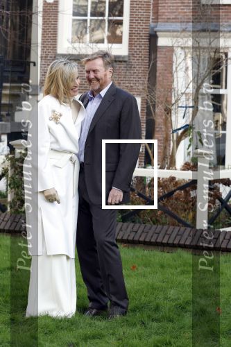 Amsterdam 29 november 2024
Fotouurtje Koninklijk huis met Koning Willem Alexander Koningin Maxima Prinses Amalia Prinses Alexia Prinses Ariane en hun hondje Mambo . De shoot vond plaats op het Begijnhof in het centrum van Amsterdam.