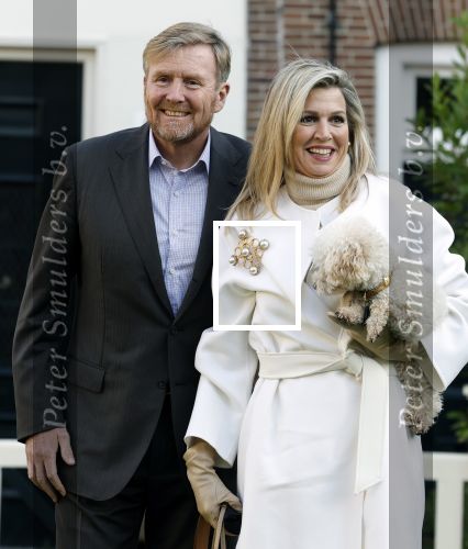 Amsterdam 29 november 2024
Fotouurtje Koninklijk huis met Koning Willem Alexander Koningin Maxima Prinses Amalia Prinses Alexia Prinses Ariane en hun hondje Mambo . De shoot vond plaats op het Begijnhof in het centrum van Amsterdam.