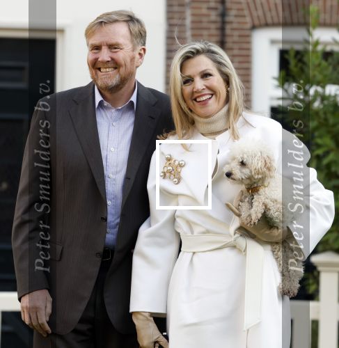 Amsterdam 29 november 2024
Fotouurtje Koninklijk huis met Koning Willem Alexander Koningin Maxima Prinses Amalia Prinses Alexia Prinses Ariane en hun hondje Mambo . De shoot vond plaats op het Begijnhof in het centrum van Amsterdam.
