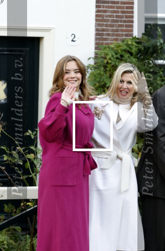 Amsterdam 29 november 2024
Fotouurtje Koninklijk huis met Koning Willem Alexander Koningin Maxima Prinses Amalia Prinses Alexia Prinses Ariane en hun hondje Mambo . De shoot vond plaats op het Begijnhof in het centrum van Amsterdam.