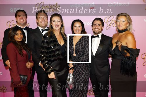 Amsterdam 22 oktober 2024
Premiere Gooische vrouwen in het DeLaMar theater. Goosche moeder met Leslie Keijzer Pauline Wingelaar Bo Wilkes Kimberly Bosman en mannen