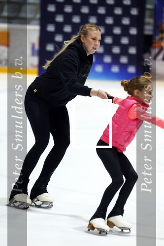 Den Haag 4 november 2024
Presentatie Holiday on ice in de uithof. ~Lindsay v Zundert