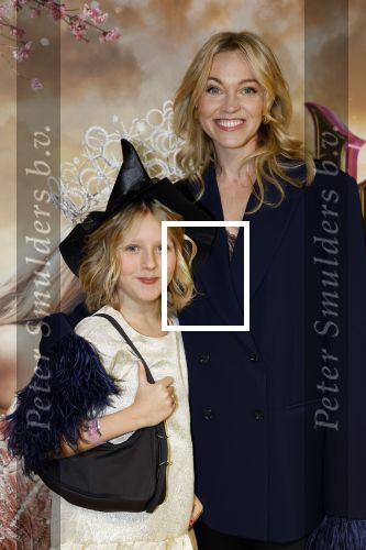 Amsterdam 3 december 2024
Premiere Wicked in Tuschinski. Loes Haverkort met dochter