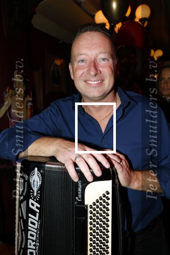 Den Bosch 25 oktober 2024
Cd presentatie Patty Brard en Kees de Bever om bistro Tante Pietje. Manfred Jongenelis