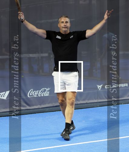 Laren 13 november 2024
Boekpresentatie over Padel met oa Matthias Scholten Johnny de Mol Fatima Moreiro de Melo en Martijn Lusink /