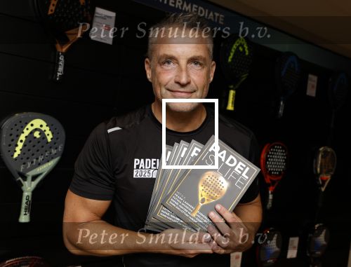 Laren 13 november 2024
Boekpresentatie over Padel met oa Matthias Scholten Johnny de Mol Fatima Moreiro de Melo en Martijn Lusink /