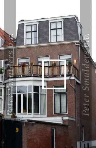 Den Haag 9 november 2024
Huis Matthijs v Nieuwkerk . De auto van Martha Riemsma staat voor de duer .