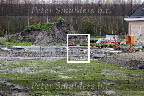 Noordwijkerhout 23 november 2024
Martien en Erica Meiland bouwen hun nieuwe huis / villa met guesthouse en schuur. Het Huis van Maxime Meiland en Leroy Molkenboer is in aanbouw . De fundering is geplaatst . Ook Maxime heeft een guesthouse en een grote schuur.