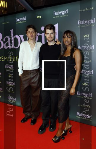 Amsterdam 25 november 2024
Premiere Babygirl in Tuschinski . Halina Reijn is de producente. Mees Peijnenburg, Lukas Dhont en Jennifer Heylen
