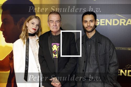 Amsterdam 4 november 2024
Premiere tegendraads in Tuschinski . Mehdi Meskar en Emma Josten en regisseur Ben Sombogaart