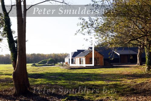 Noordwijkerhout 4 november 2024
Bouw huizen en guest houses van Martien Meiland Erica Meiland en Maxime Meiland
