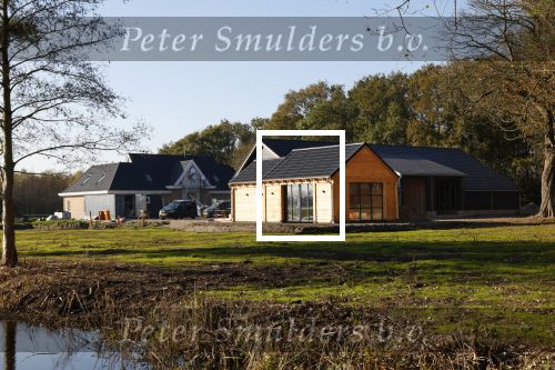 Noordwijkerhout 4 november 2024
Bouw huizen en guest houses van Martien Meiland Erica Meiland en Maxime Meiland