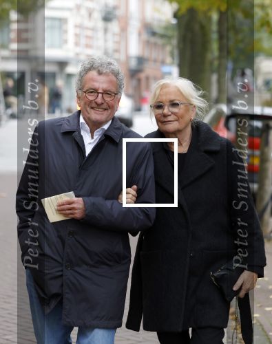 Amsterdam 8 november 2024
Herdenkingsdienst en begrafenis van Hans Kemna in stadsschouwburg en op Zorgvlied. Monique v d Ven en Edwin de Vries