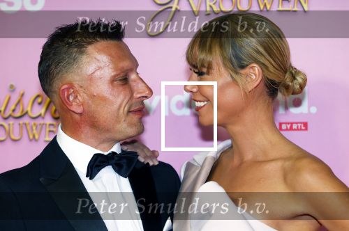Amsterdam 22 oktober 2024
Premiere Gooische vrouwen in het DeLaMar theater. Nicolette Kluijver met vriend