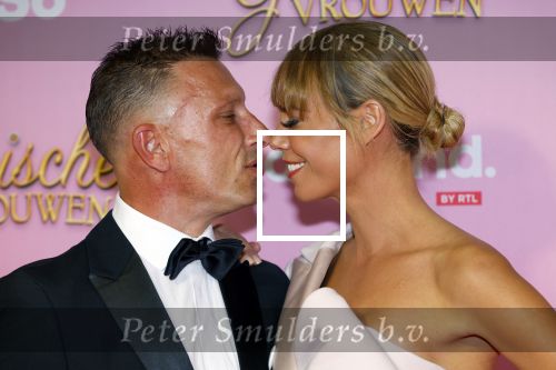 Amsterdam 22 oktober 2024
Premiere Gooische vrouwen in het DeLaMar theater. Nicolette Kluijver met vriend