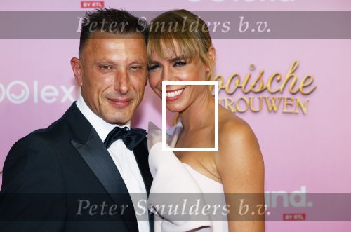 Amsterdam 22 oktober 2024
Premiere Gooische vrouwen in het DeLaMar theater. Nicolette Kluijver met vriend