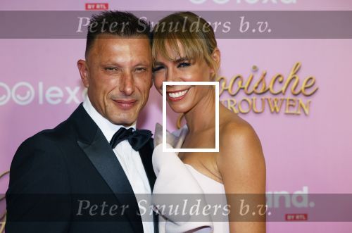 Amsterdam 22 oktober 2024
Premiere Gooische vrouwen in het DeLaMar theater. Nicolette Kluijver met vriend