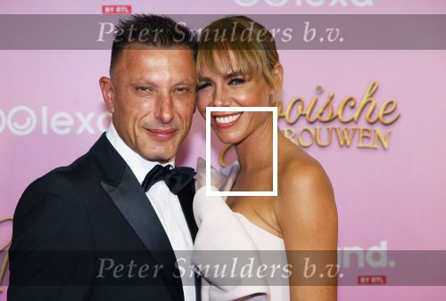 Amsterdam 22 oktober 2024
Premiere Gooische vrouwen in het DeLaMar theater. Nicolette Kluijver met vriend