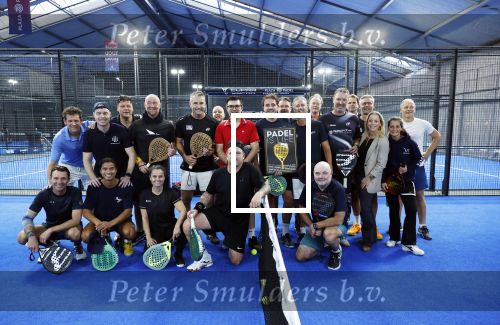 Laren 13 november 2024
Boekpresentatie over Padel met oa Matthias Scholten Johnny de Mol Fatima Moreiro de Melo en Martijn Lusink /